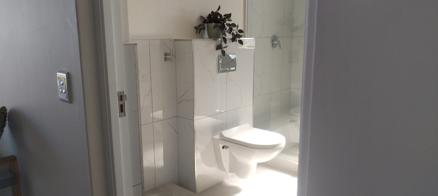 2 Bedroom Property for Sale in Flamingo Vlei Western Cape